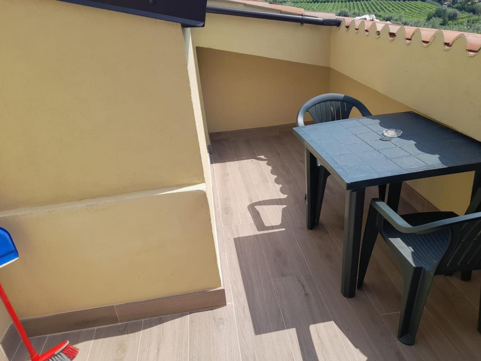 Agriturismo Melograno D'Oro บาร์โดลิโน ภายนอก รูปภาพ