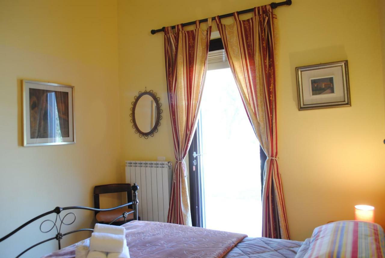 Agriturismo Melograno D'Oro บาร์โดลิโน ภายนอก รูปภาพ
