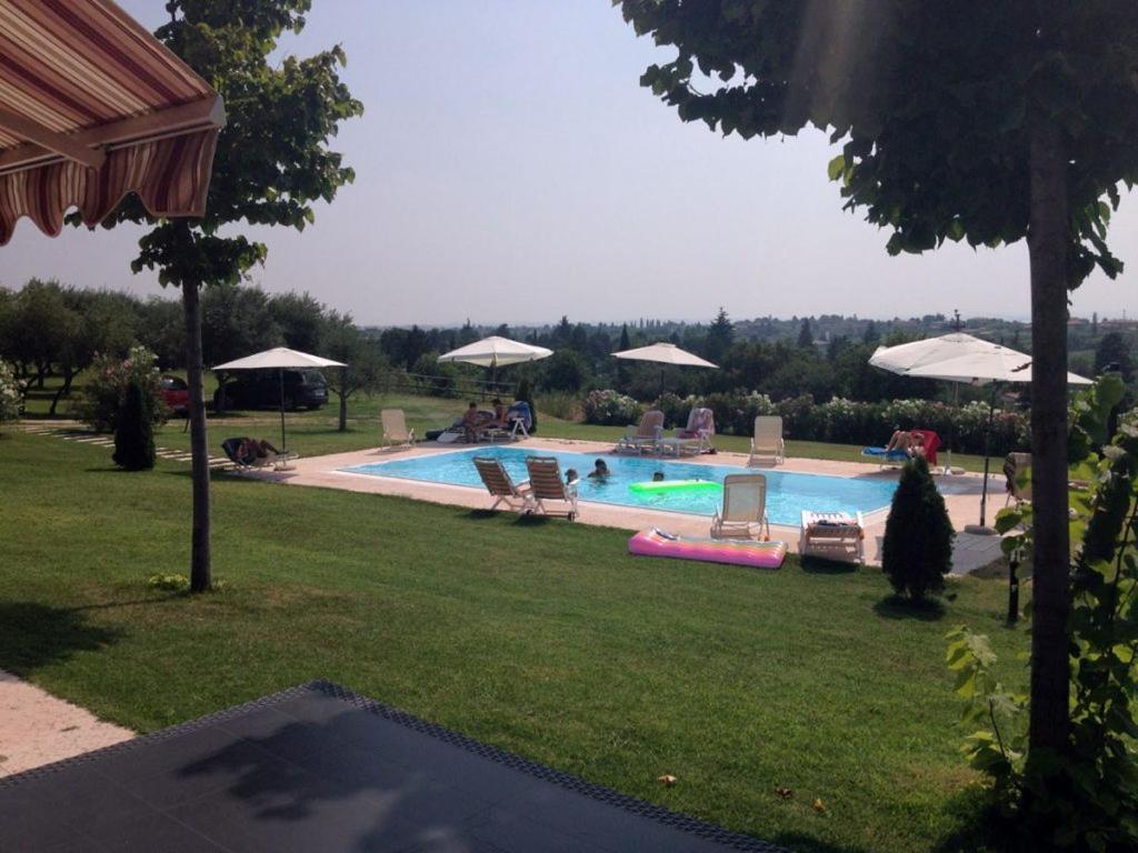 Agriturismo Melograno D'Oro บาร์โดลิโน ภายนอก รูปภาพ